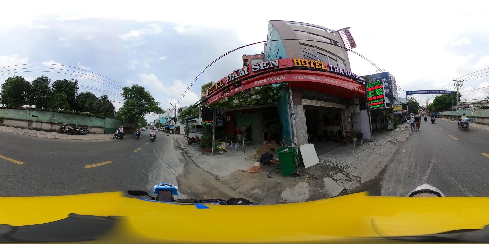 Street view near Khách Sạn Thanh Trinh, Quận Mười Một — © bemaps3_sg (CC BY-SA · Mapillary)