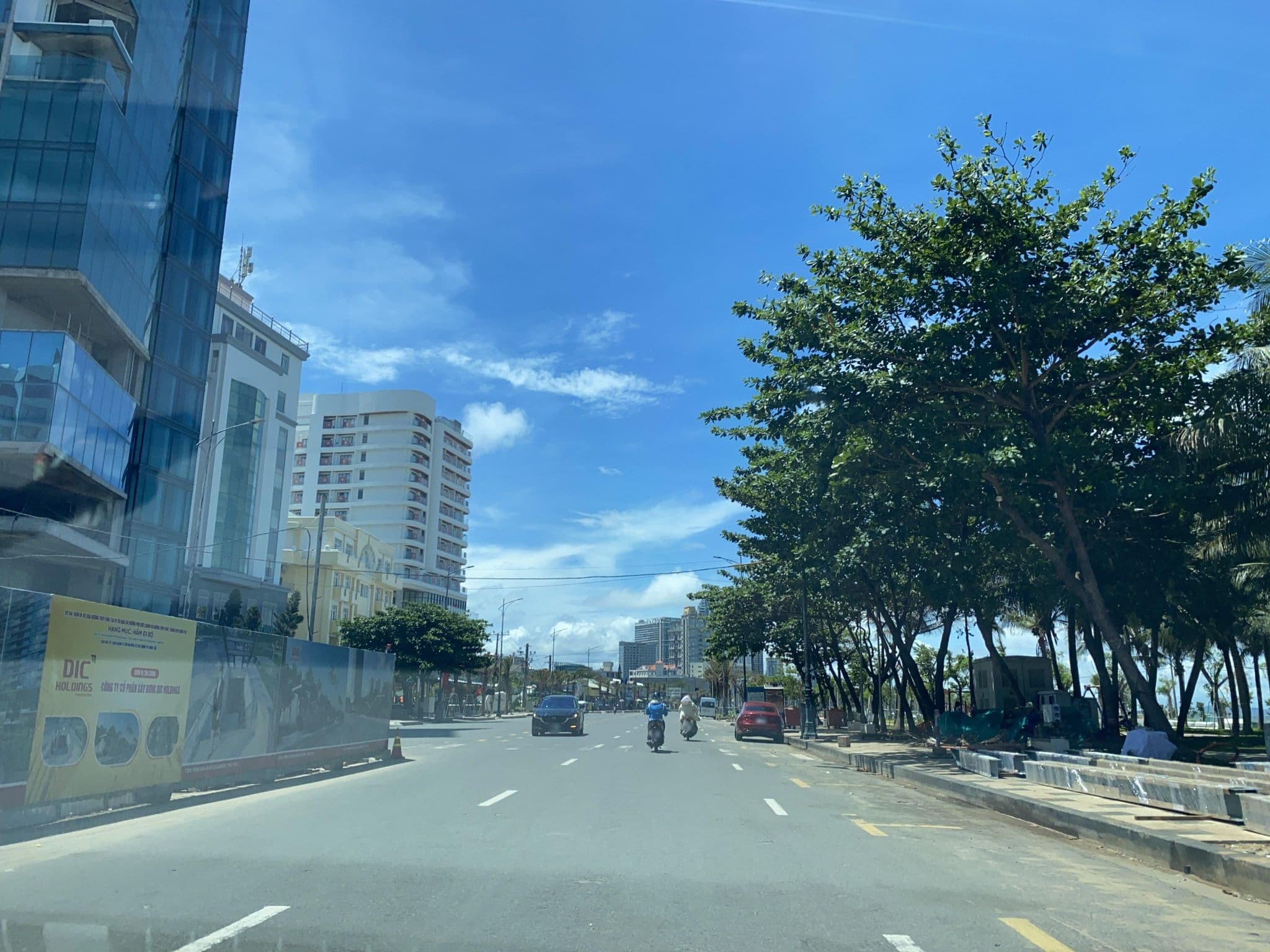 Street view near Lửa Hồng, Vũng Tàu — © DriveWithHoang (CC BY-SA · Mapillary)