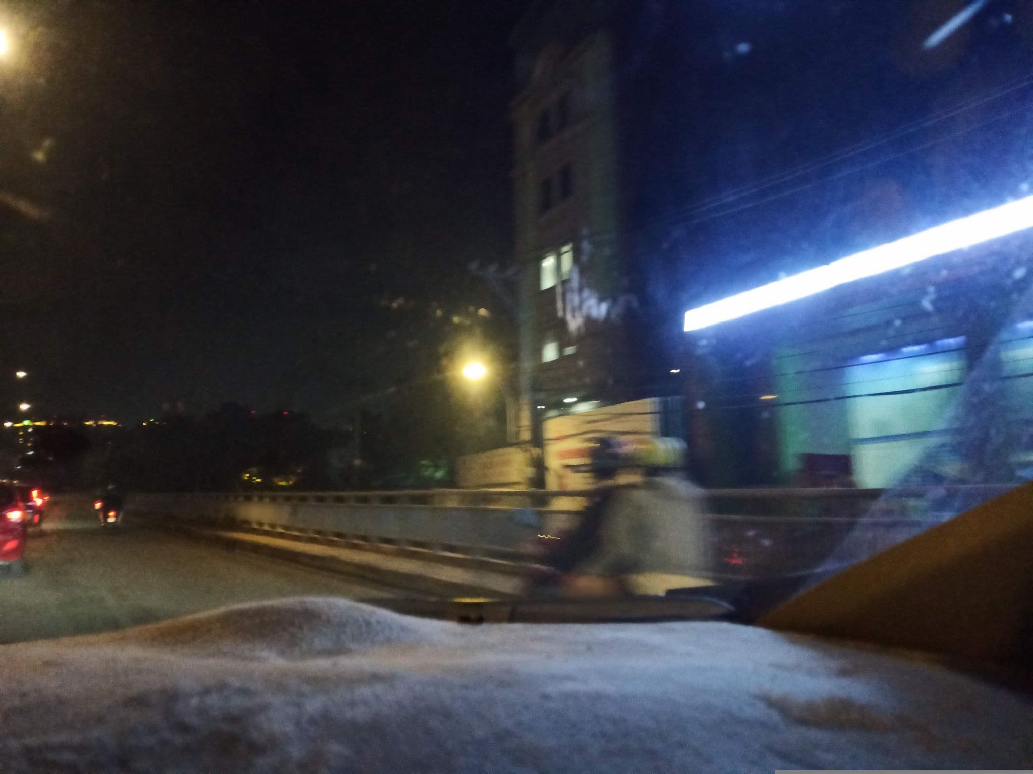 Street view near Khách Sạn La Galerie, Quận Năm — © sg_right_1 (CC BY-SA · Mapillary)