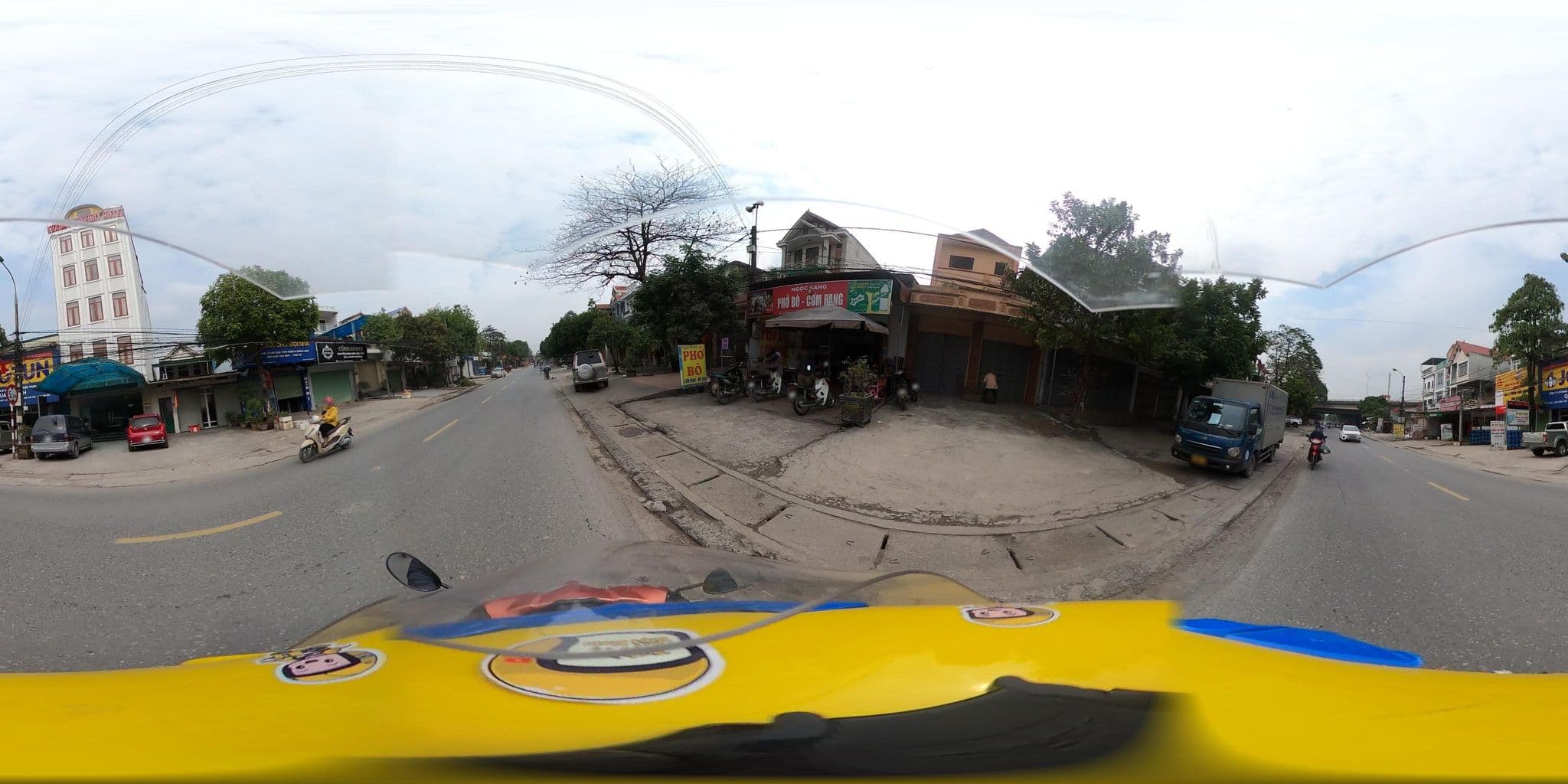 Street view near Luxury Airport Hotel Noibai, Quang Minh — © bemaps2_hn (CC BY-SA · Mapillary)