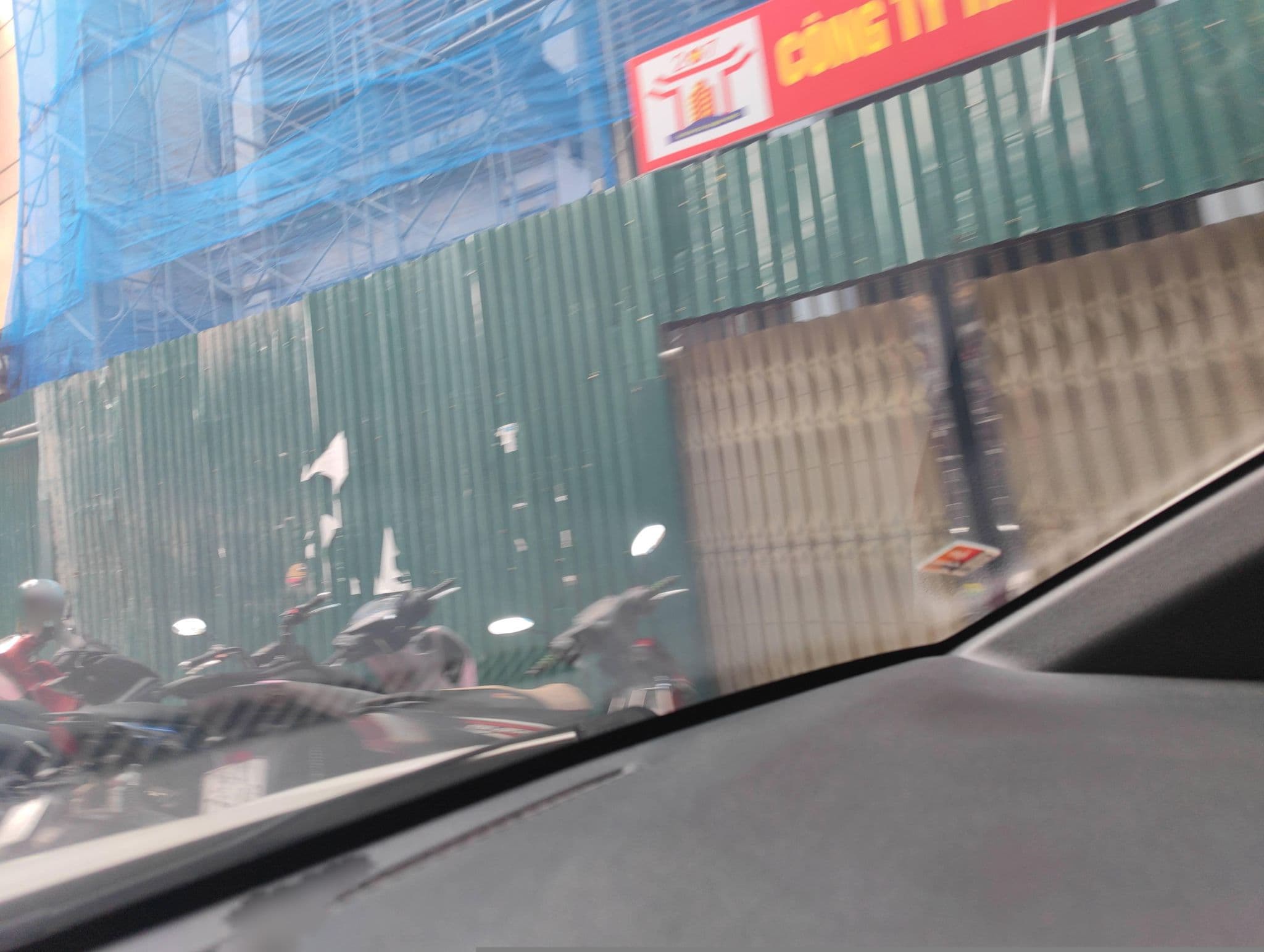 Street view near Toa Nha Allure, Hoàn Kiếm — © hn_right_2 (CC BY-SA · Mapillary)