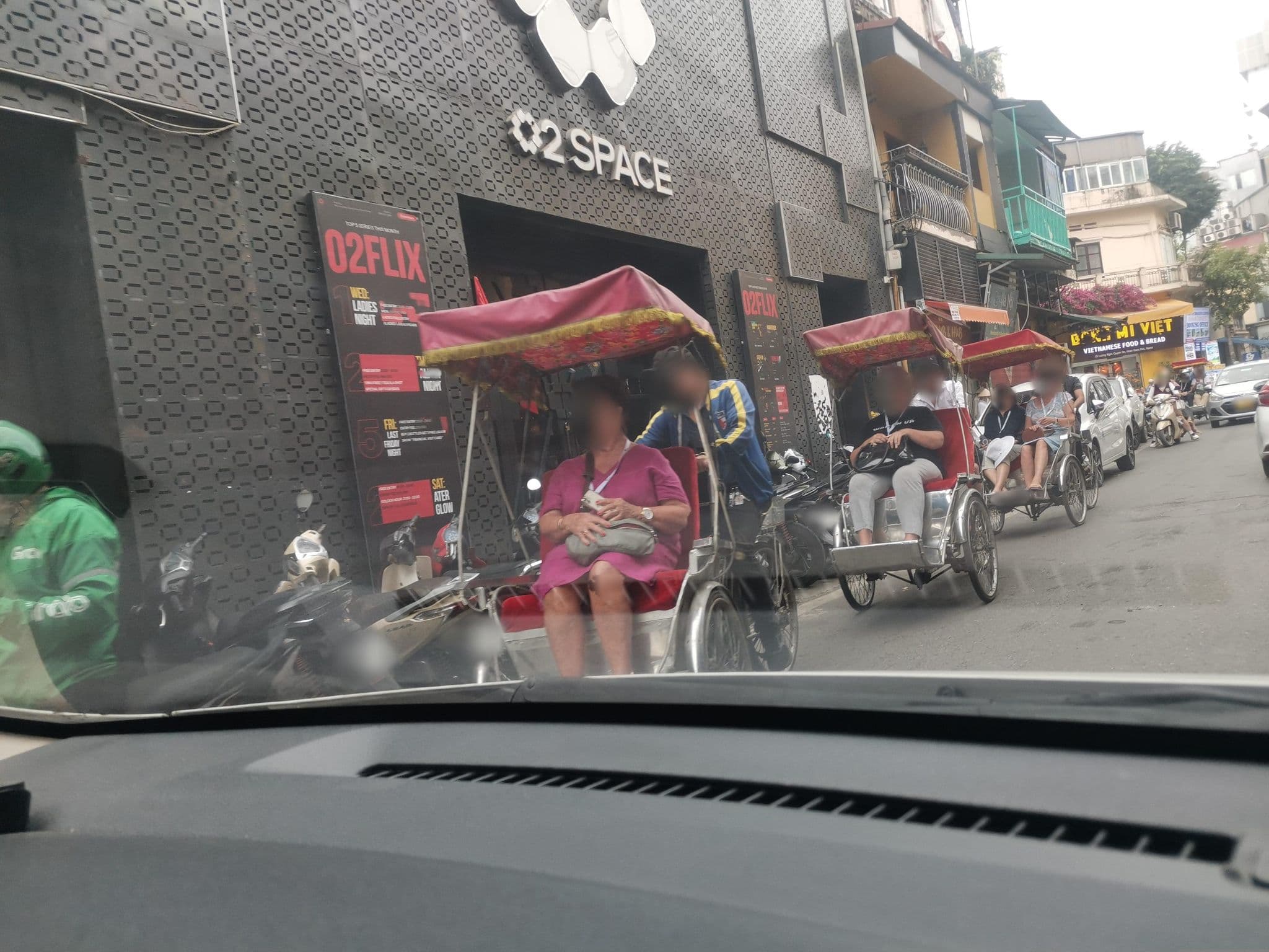 Street view near Kingdom Hotel, Hoàn Kiếm