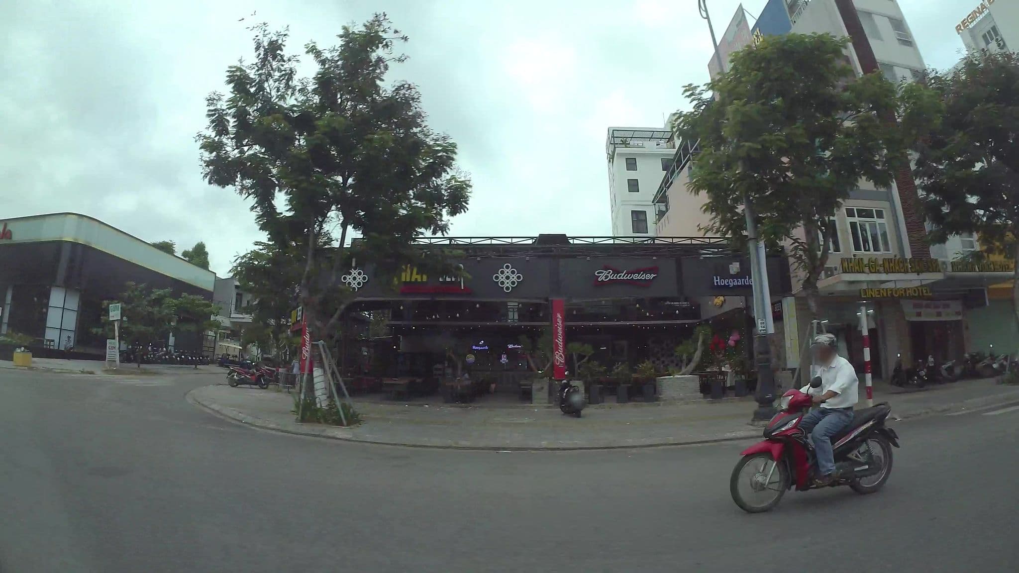 Street view near Calix, Sơn Trà