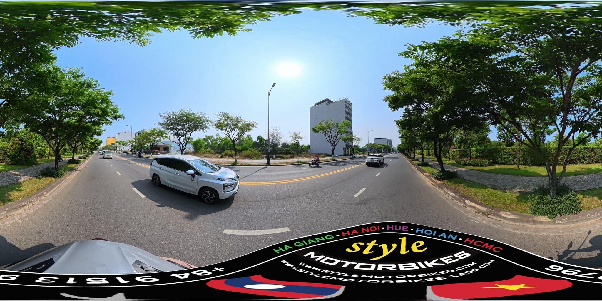 Street view near Adaline, Sơn Trà