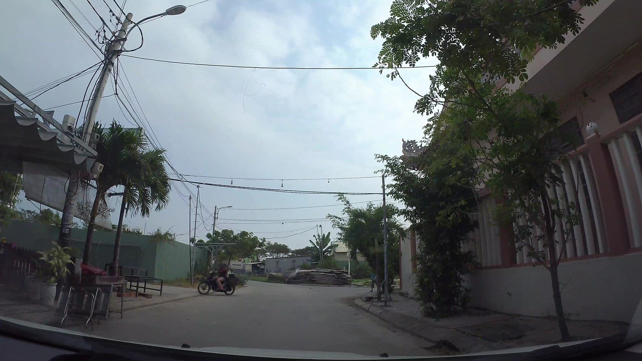 Street view near Oasis, An Hải