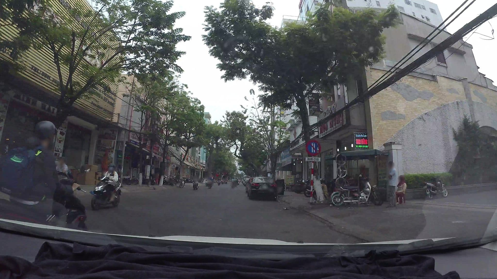 Street view near Quốc Cường Center Hotel, Da Nang — © kaartcam (CC BY-SA · Mapillary)