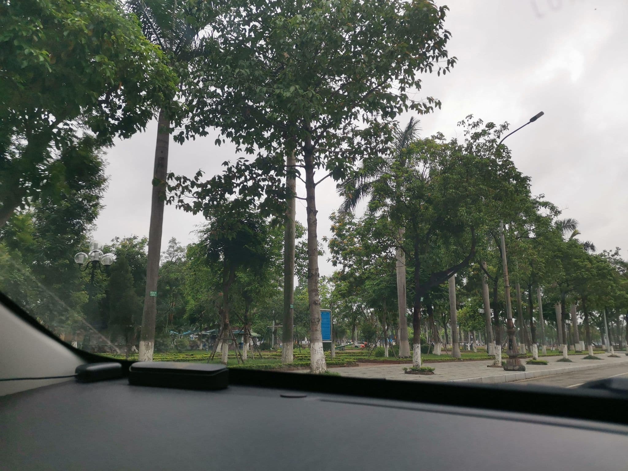Street view near Royal Phoenix Hotel Bac Ninh, Bắc Ninh — © hn_left_2 (CC BY-SA · Mapillary)