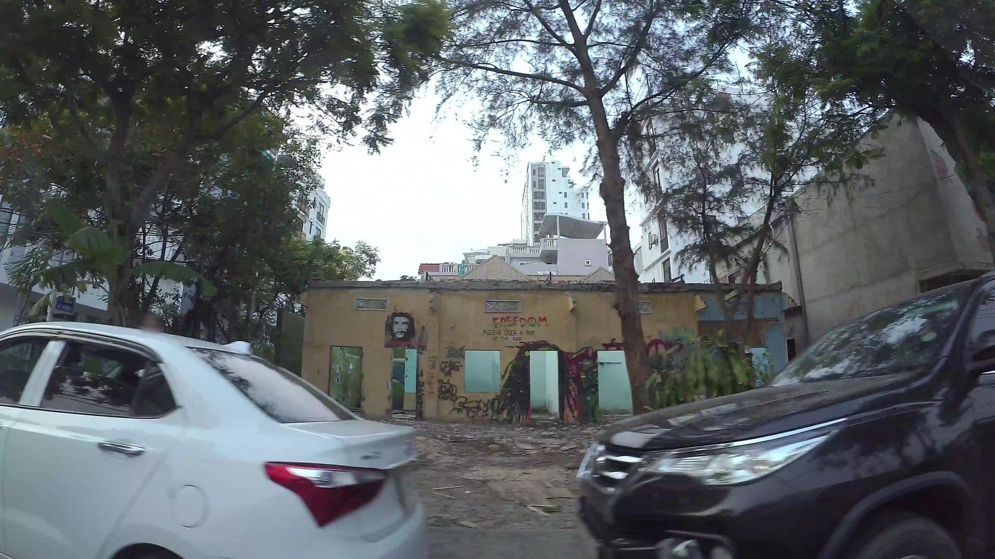 Street view near Draco, Sơn Trà