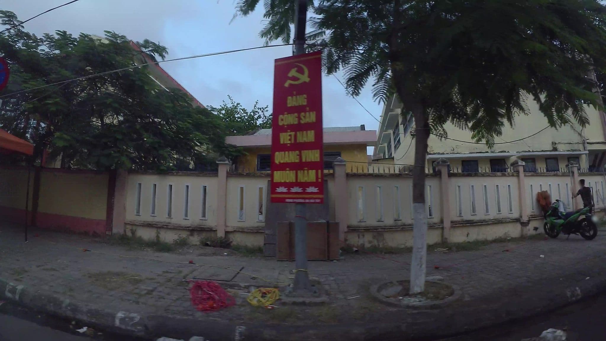 Street view near Hà Phan, Sơn Trà