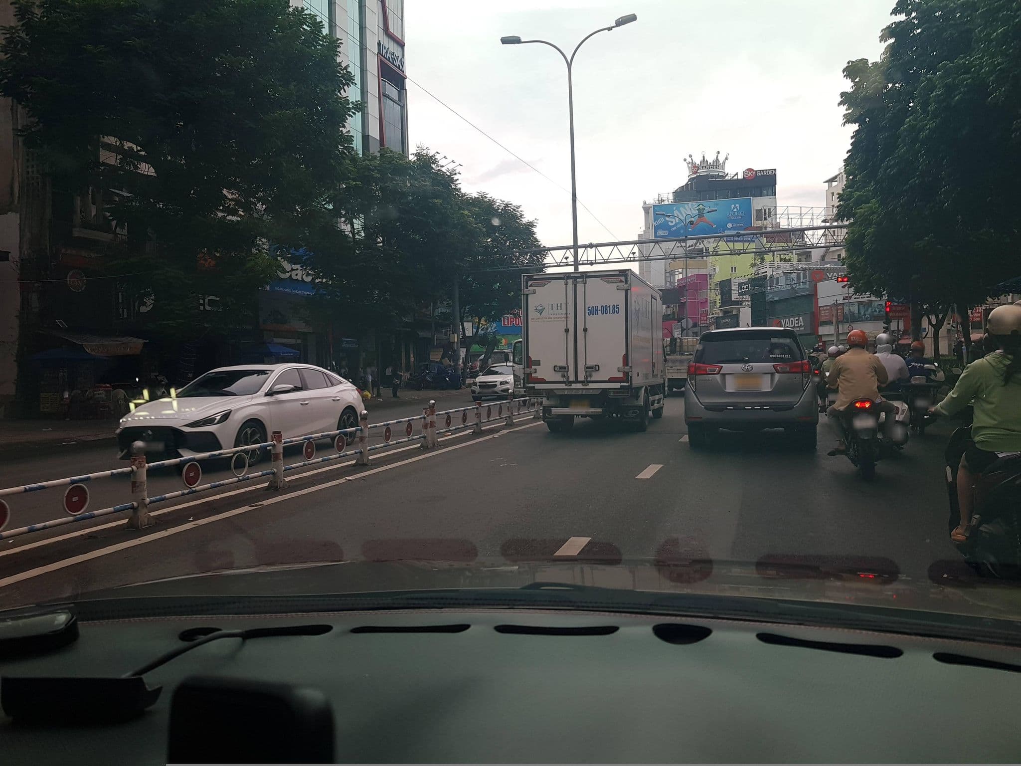 Street view near Acnos Hotel, Quận Ba