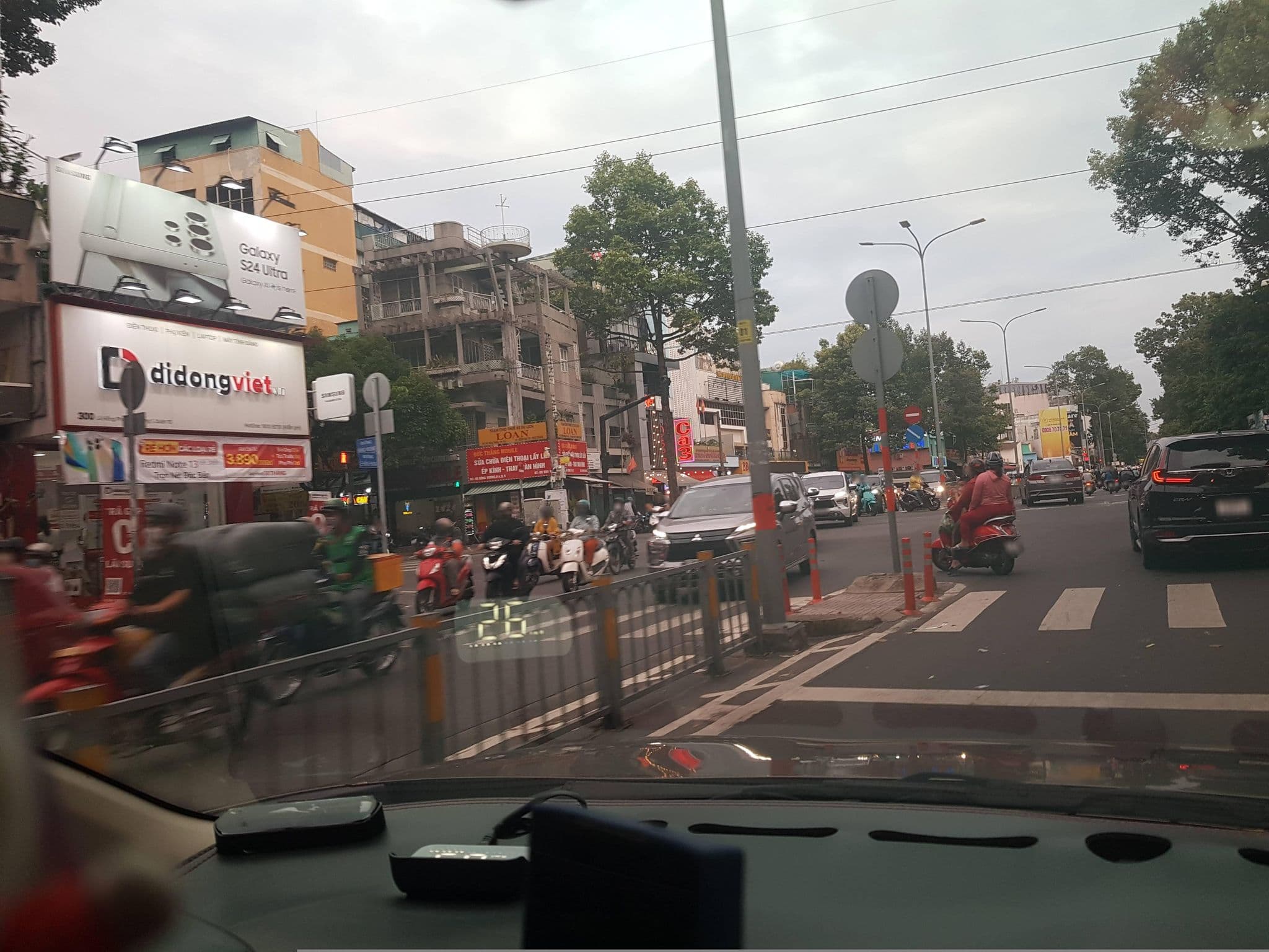 Street view near V&M, Quận Mười — © bemaps1 (CC BY-SA · Mapillary)