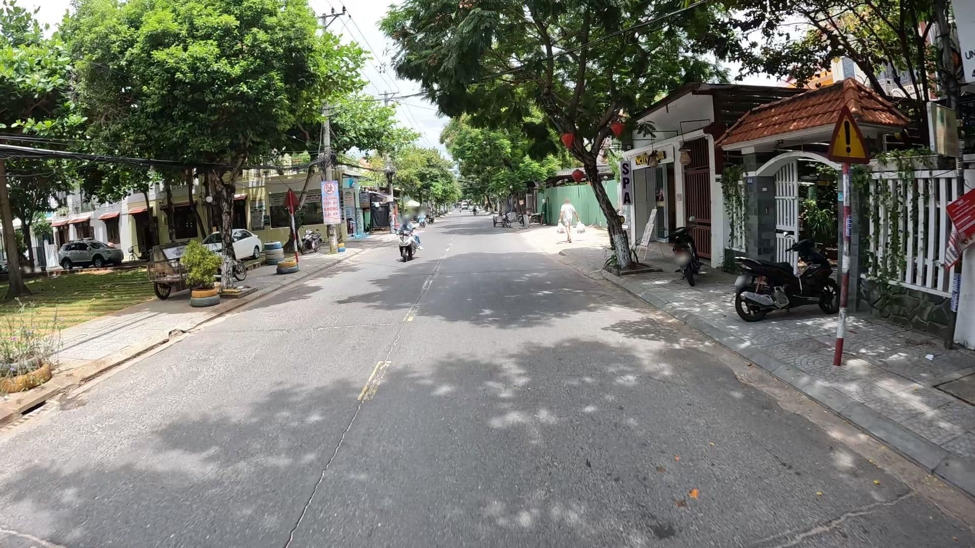 Street view near Sen Village Hoi An, Hoi An