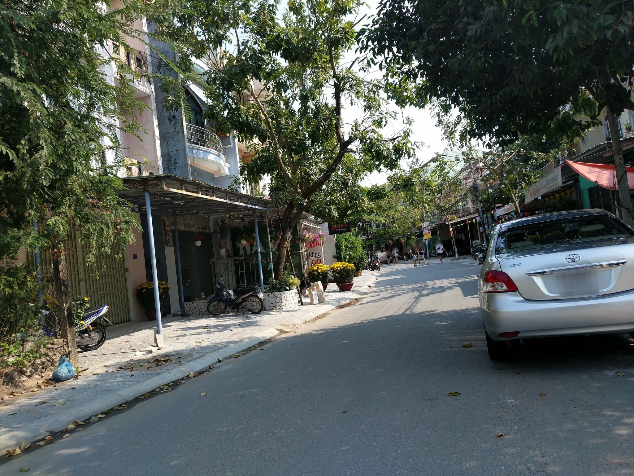 Street view near Long Life Hotel, Hoi An