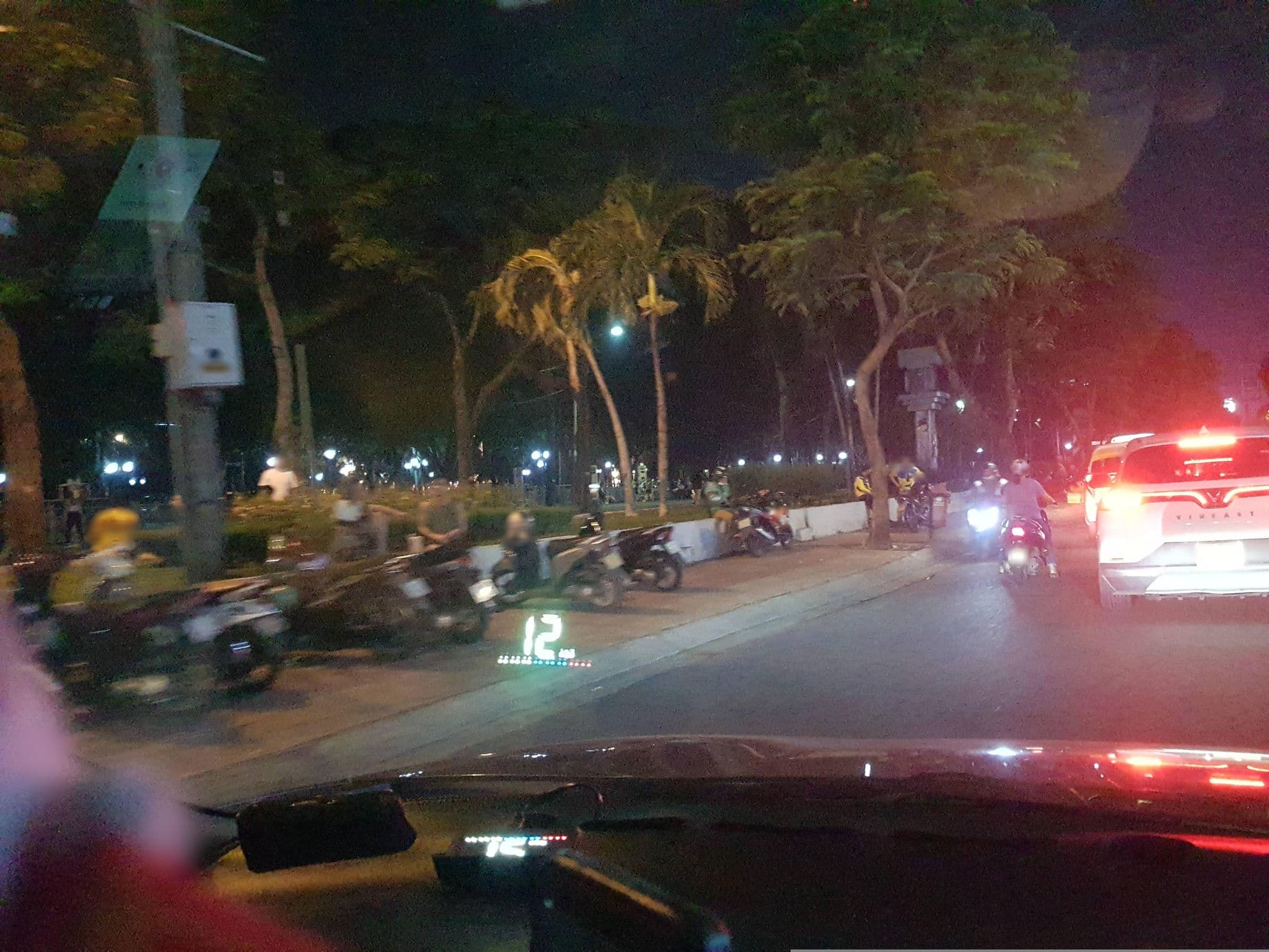 Street view near Khách Sạn Viễn Đông, Quận Ba