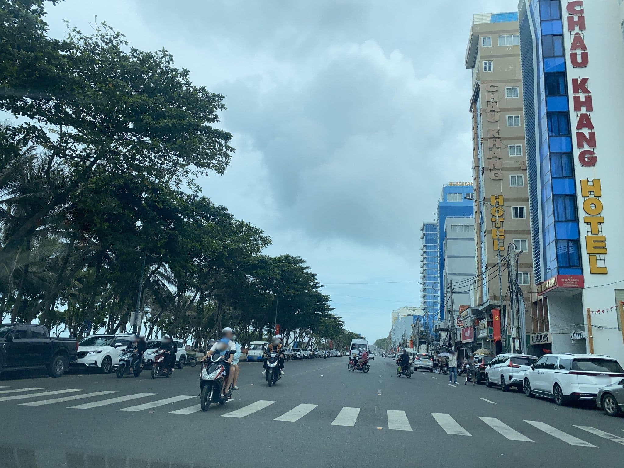 Street view near Thuỳ Vân, Vũng Tàu