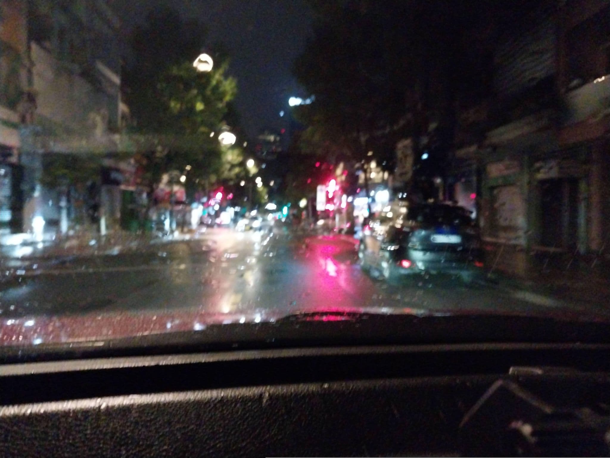 Street view near Lotus Boutique;Văn phòng Công chứng Sài Gòn, Quận Bốn