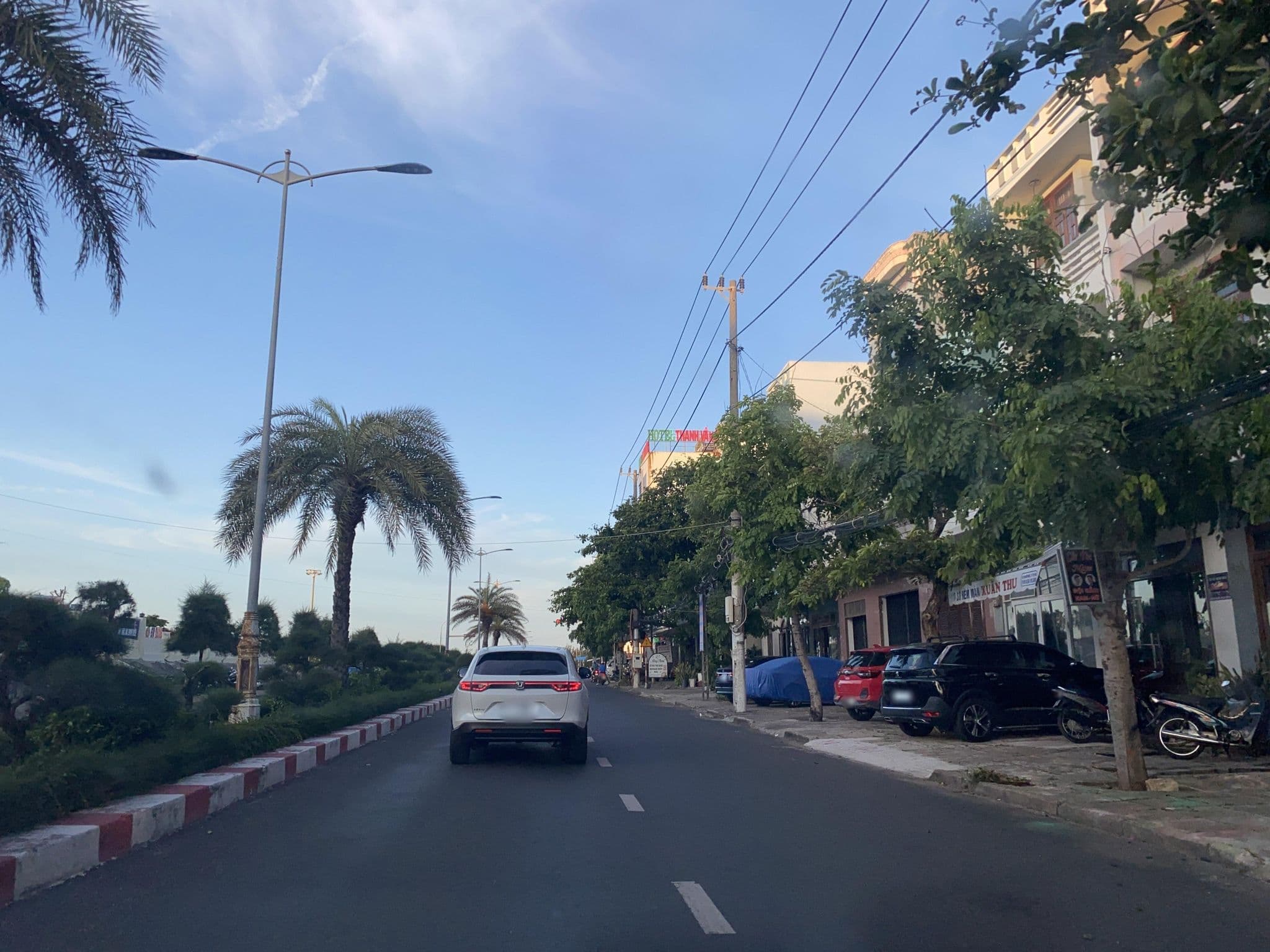 Street view near A1, Tuy Hòa — © DriveWithHoang (CC BY-SA · Mapillary)