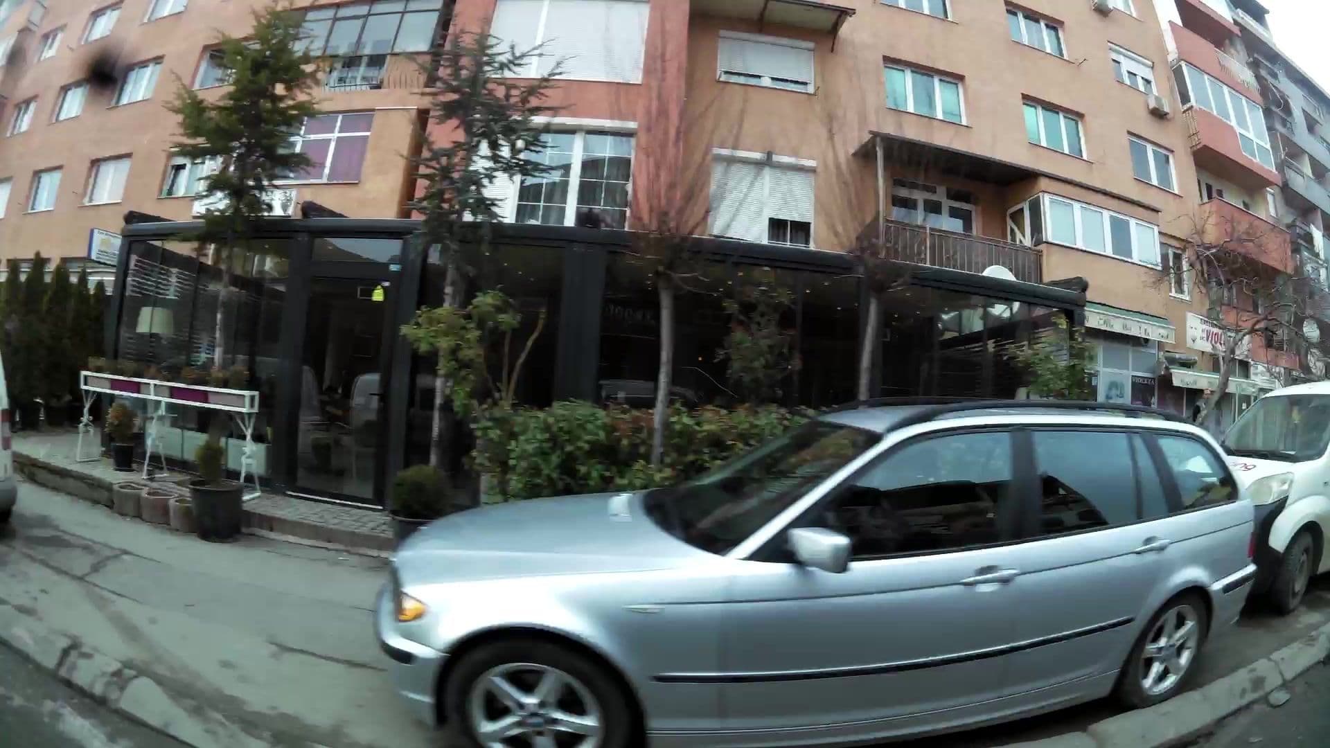 Street view near banesa e urimit, Pristina