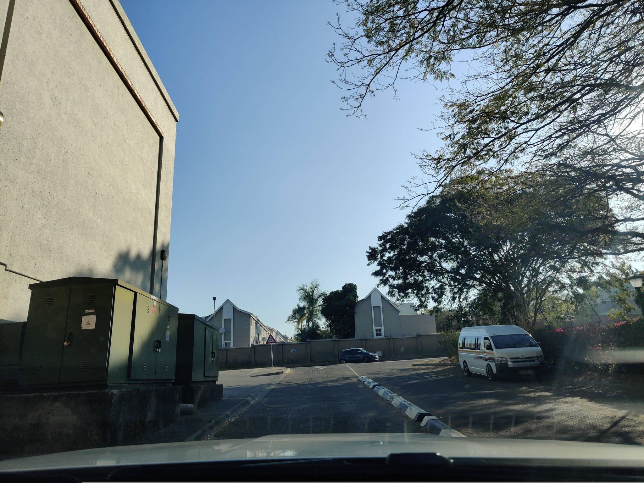 Street view near Mecure Hotel, Mbombela — © elphix (CC BY-SA · Mapillary)