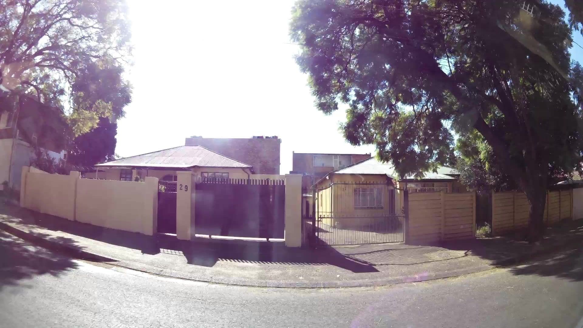 Street view near Karibo, Johannesburg — © kaartcam (CC BY-SA · Mapillary)