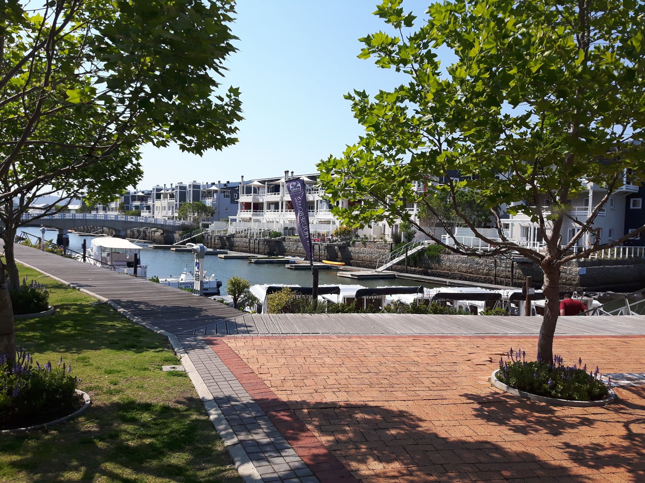 Street view near The Turbine, Knysna — © ankeric (CC BY-SA · Mapillary)