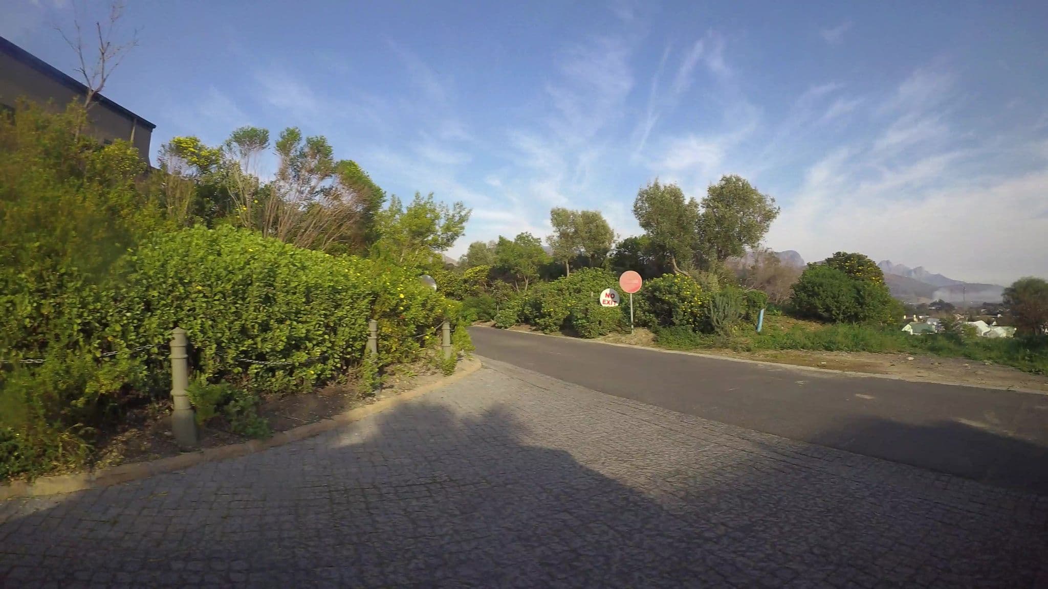 Street view near L'Ermitage Franschhoek Chateau and Villas, Franschhoek — © kaartcam (CC BY-SA · Mapillary)