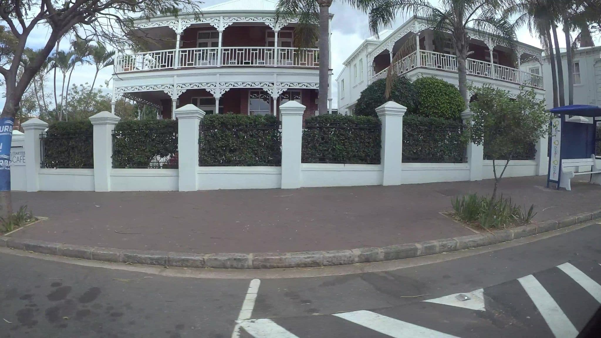 Street view near Quarters Hotel(Florida Road), Durban — © kaart_3 (CC BY-SA · Mapillary)
