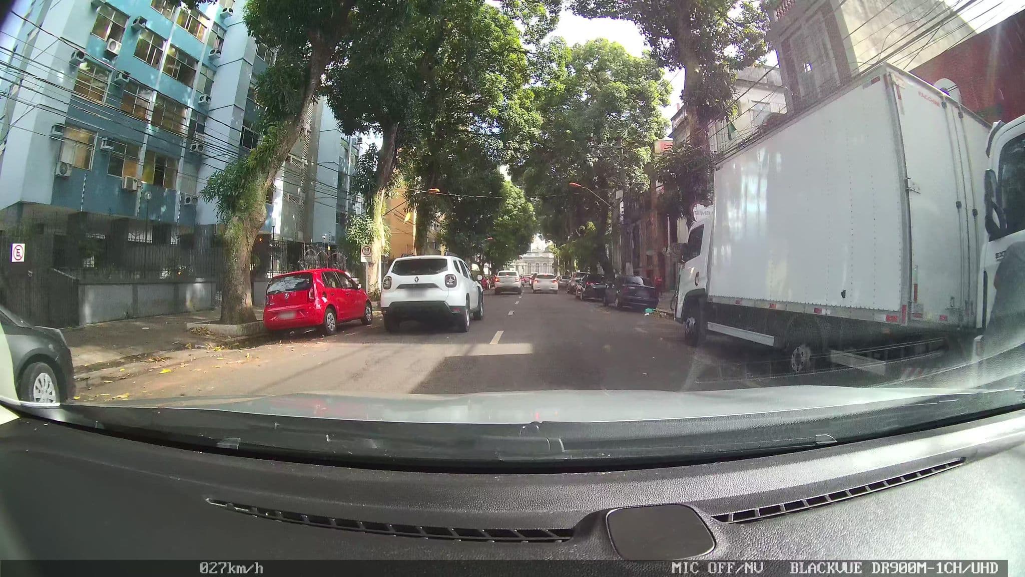 Street view near Ovibe Party Hostel, Belém — © kaart_2 (CC BY-SA · Mapillary)