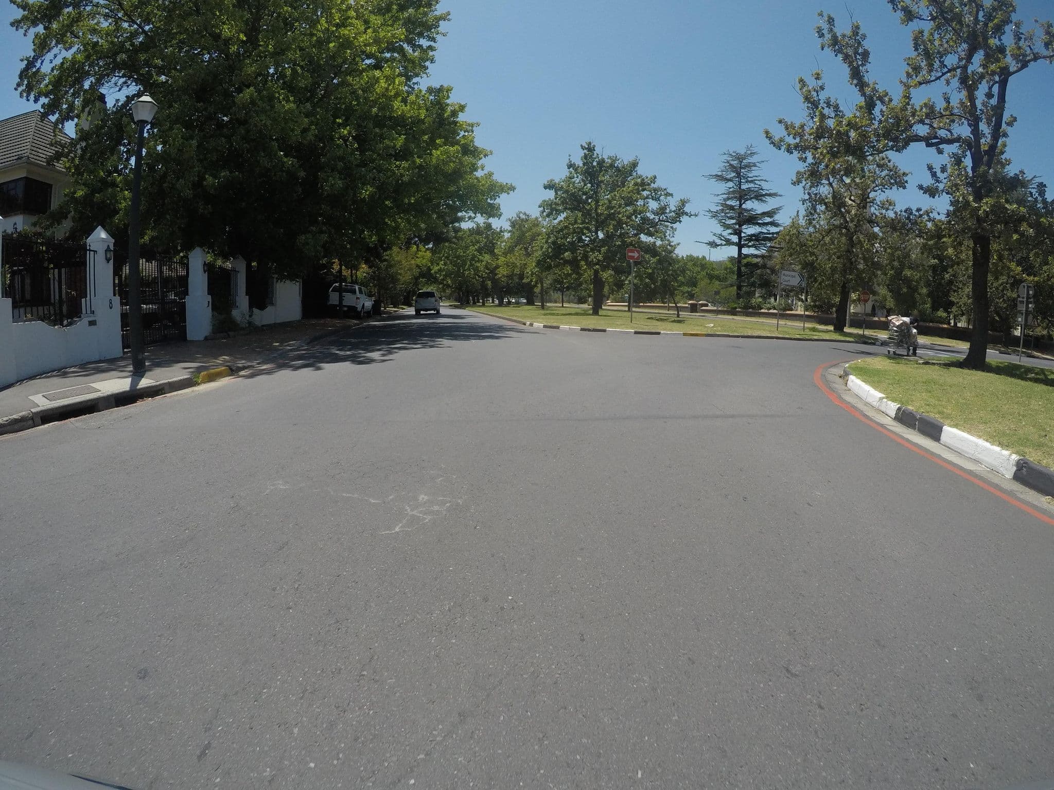Street view near 10 Alexander B&B, Stellenbosch — © bergie (CC BY-SA · Mapillary)