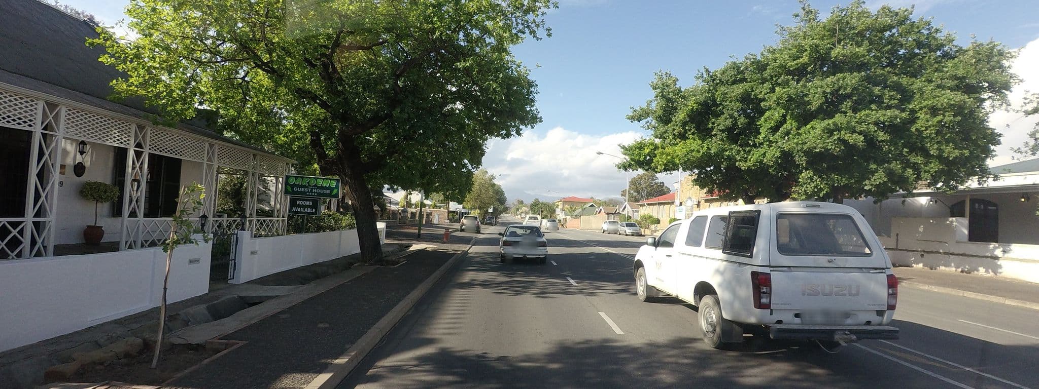 Street view near Oakdene Guest House, Oudtshoorn — © tallguy (CC BY-SA · Mapillary)