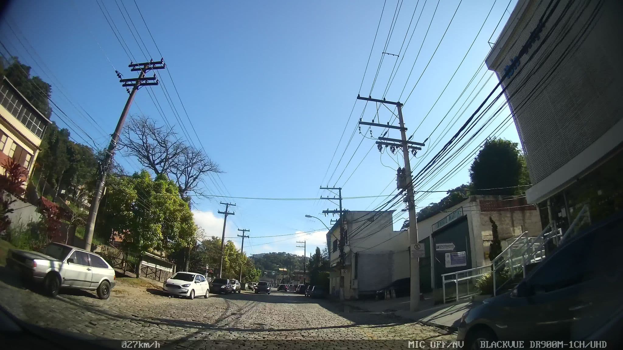 Street view near Hotel Ibis Budget Petrópolis, Petrópolis — © kaart_1 (CC BY-SA · Mapillary)