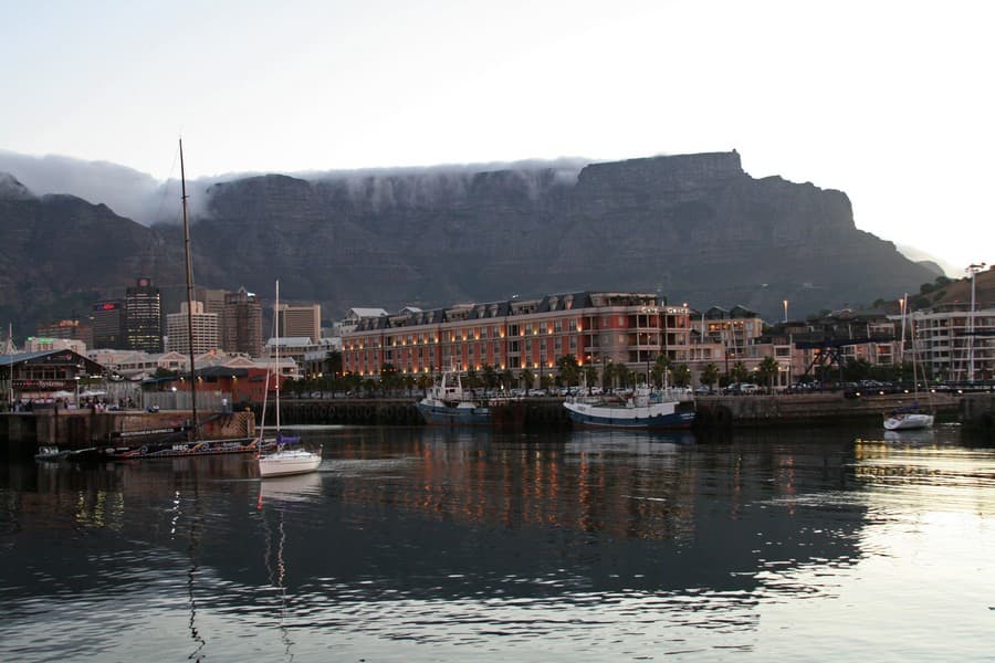 Cape Grace (via Wikimedia Commons, CC BY 3.0)
