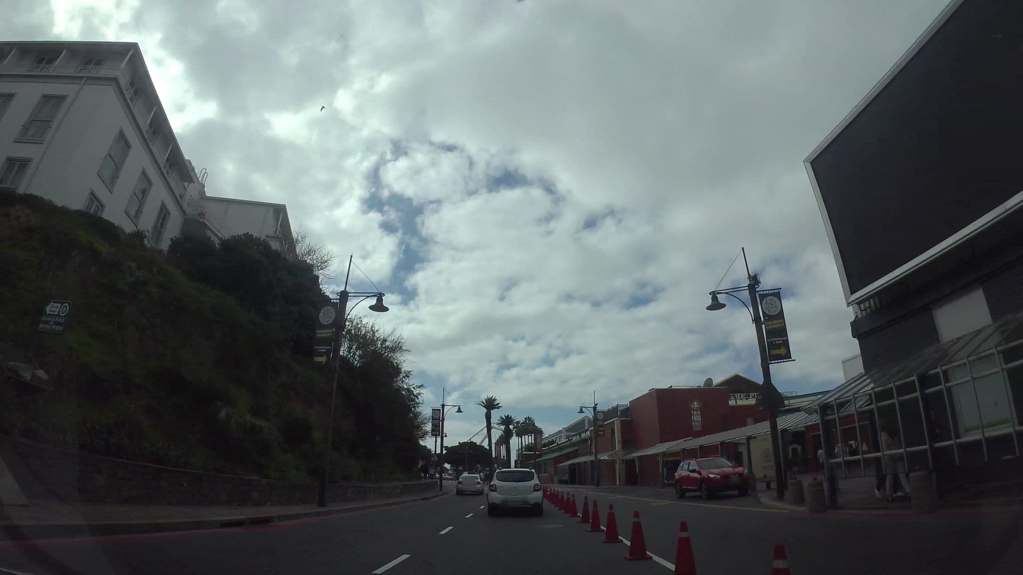 Street view near Queen Victoria Hotel, Cape Town