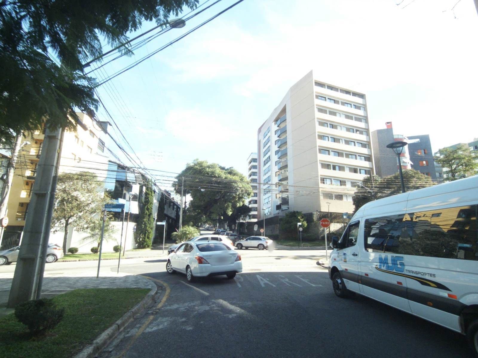 Street view near Nomaa, Curitiba — © projevias (CC BY-SA · Mapillary)