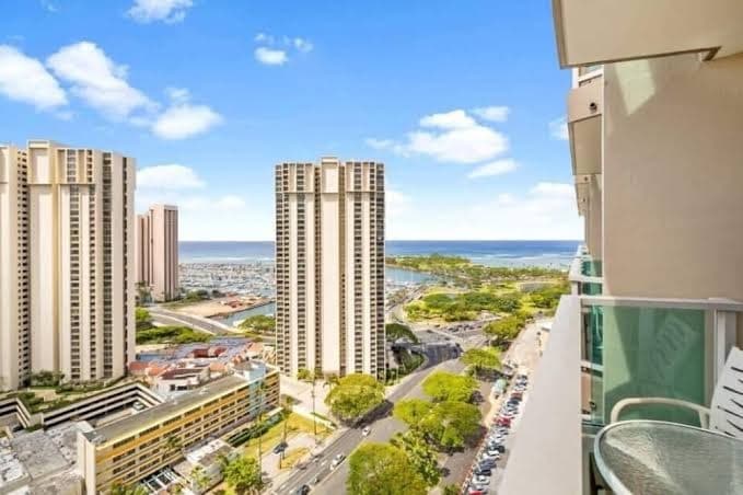 Ala Moana Hotel @24FL R3 Studio - Ocean View 2Beds /4person, Hotel in Ala Moana