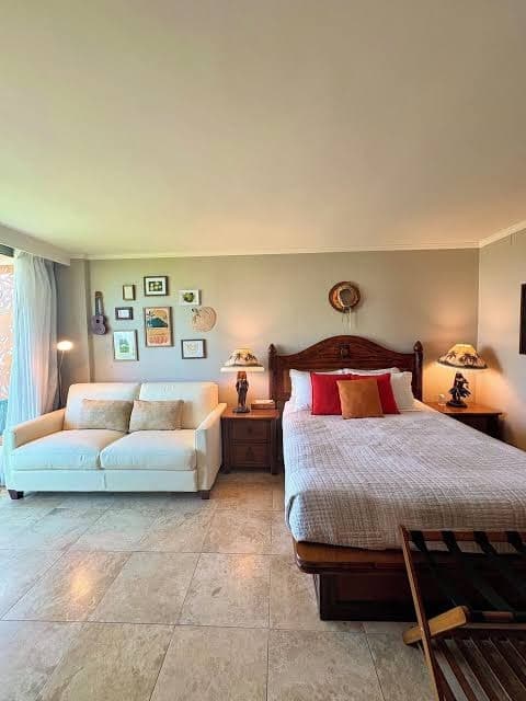 Four Star Boutique Hotel, Luana Waikiki Private Studio with Park View, Hotel in Waikīkī