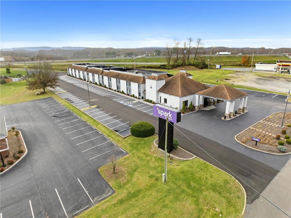 Spark by Hilton Abingdon I-81 near Fairgrounds, Hotel in Abingdon