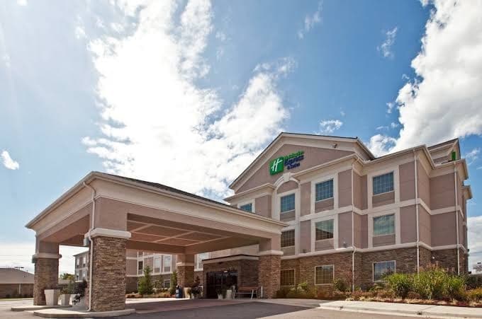 Holiday Inn Express & Suites Ada, an IHG Hotel, Hotel in Ada