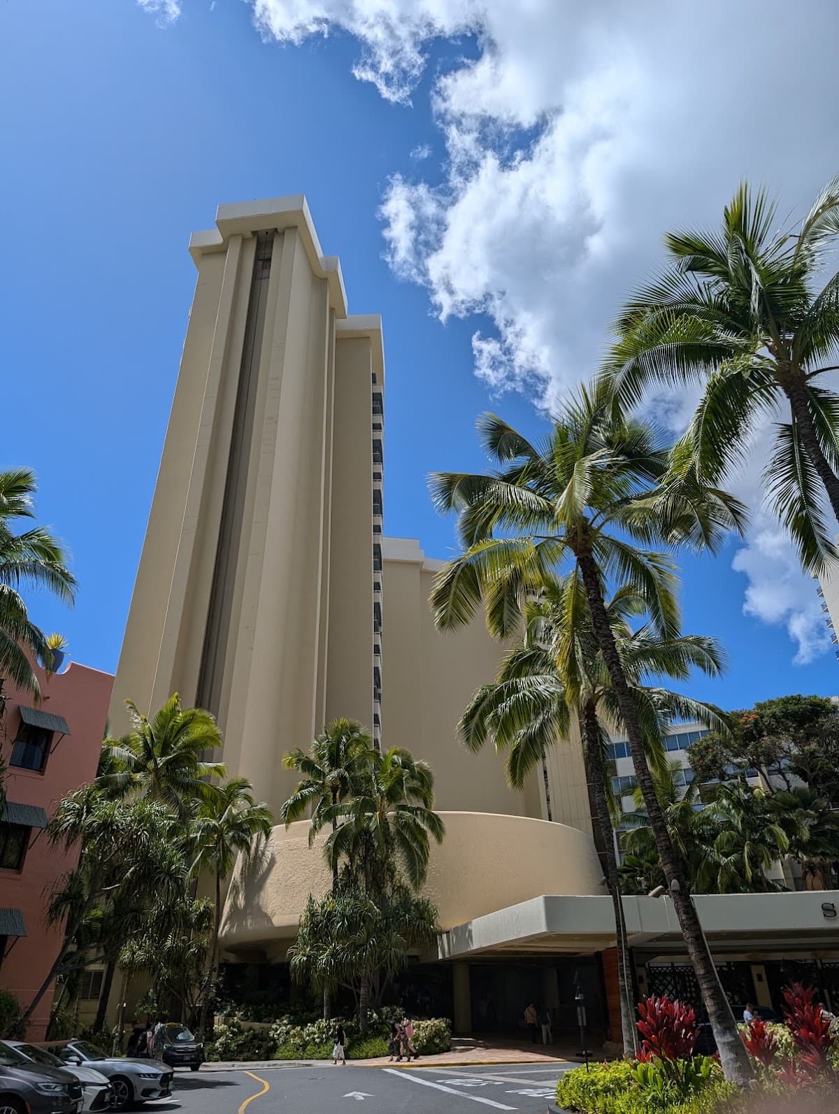 Kyo-Ya Hotels & Resorts LP, Resort in Waikīkī