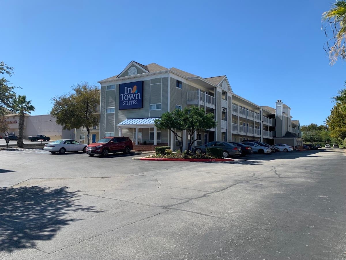 InTown Suites Extended Stay San Antonio TX - Airport, Aparthotel in Castle Hills