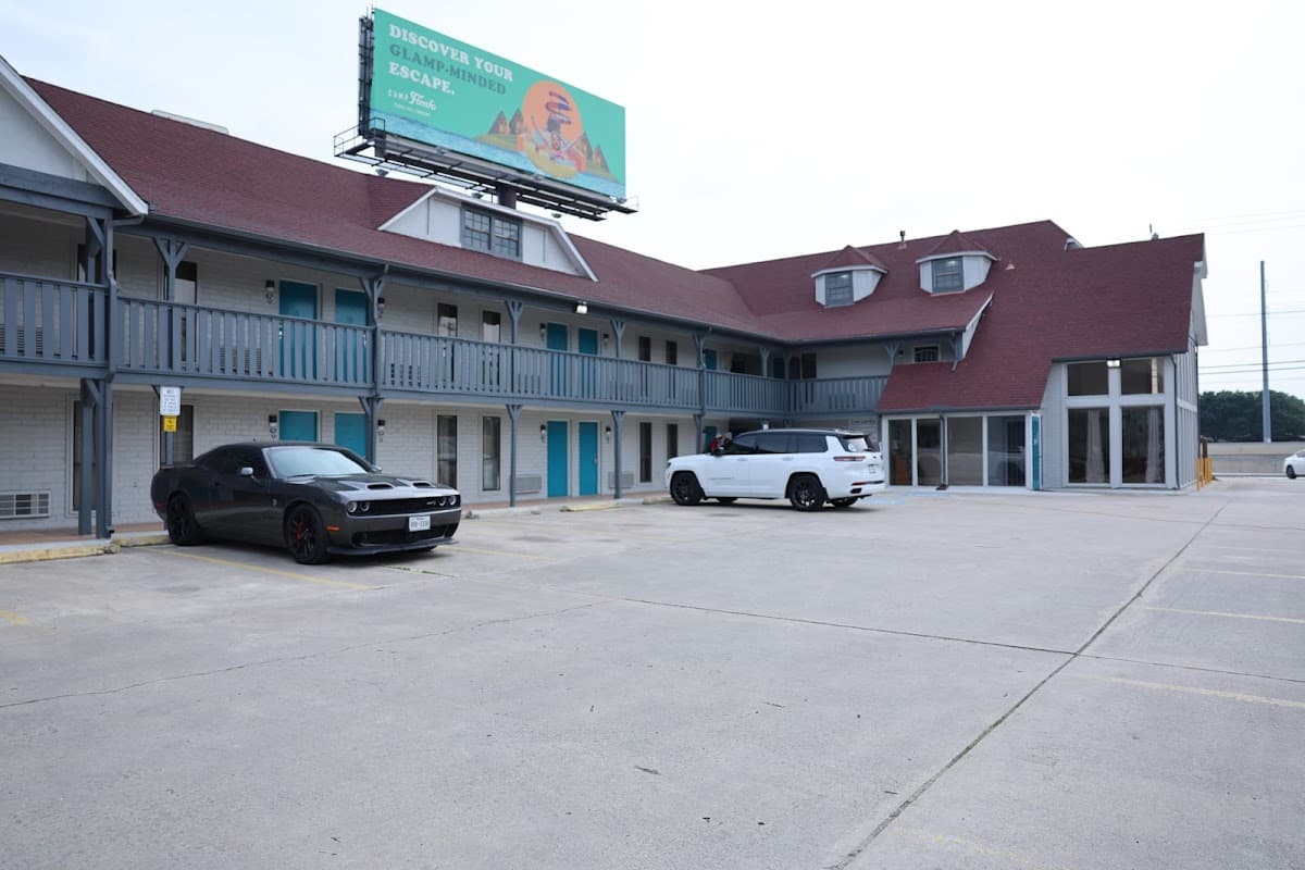 Rittiman Inn and Suites, Motel in Kirby