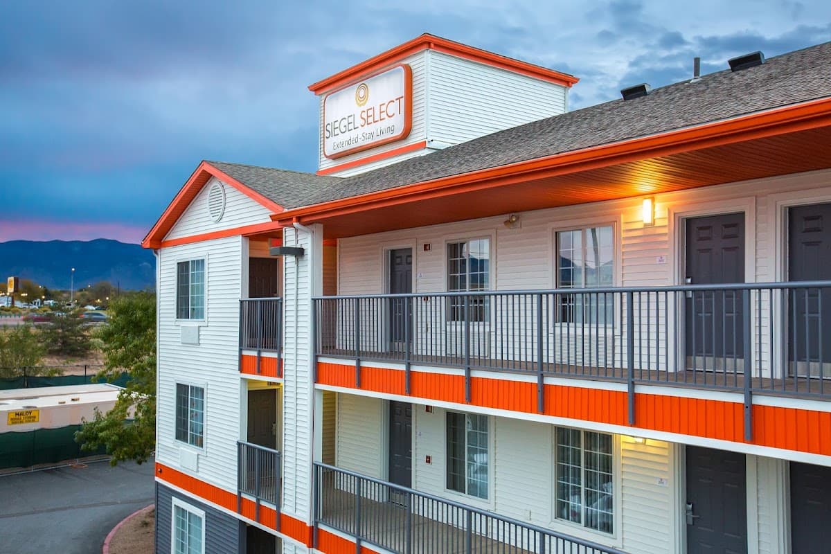 Siegel Select - Albuquerque II, Aparthotel in North Valley