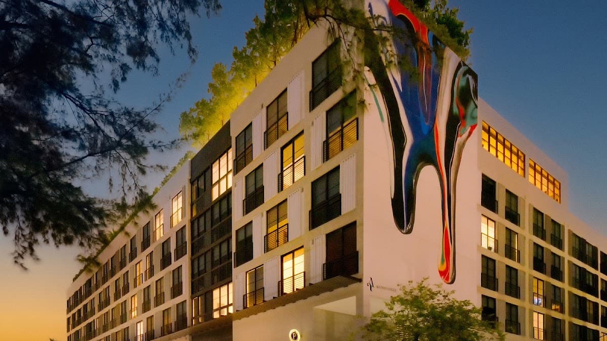 Sentral Wynwood | Furnished Apartments Miami, Aparthotel in Miami