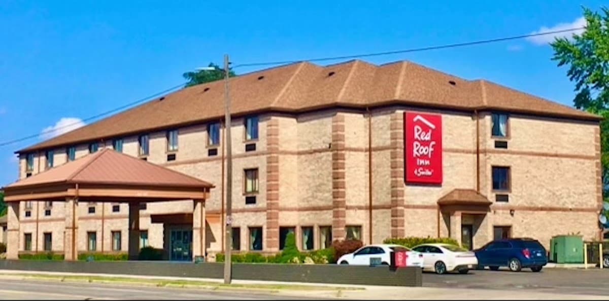 Red Roof Inn & Suites Detroit - Melvindale/Dearborn, Hotel in Melvindale