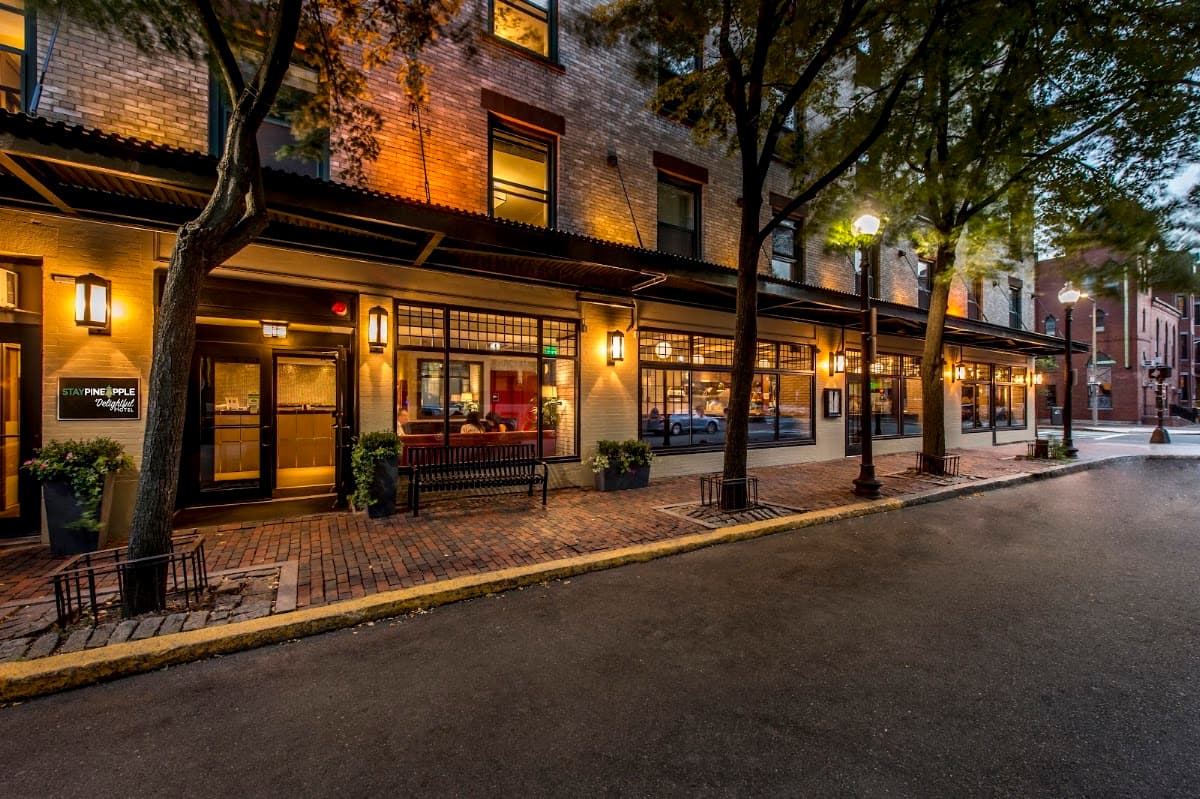 Staypineapple, A Delightful Hotel, South End Boston, Hotel in Beacon Hill