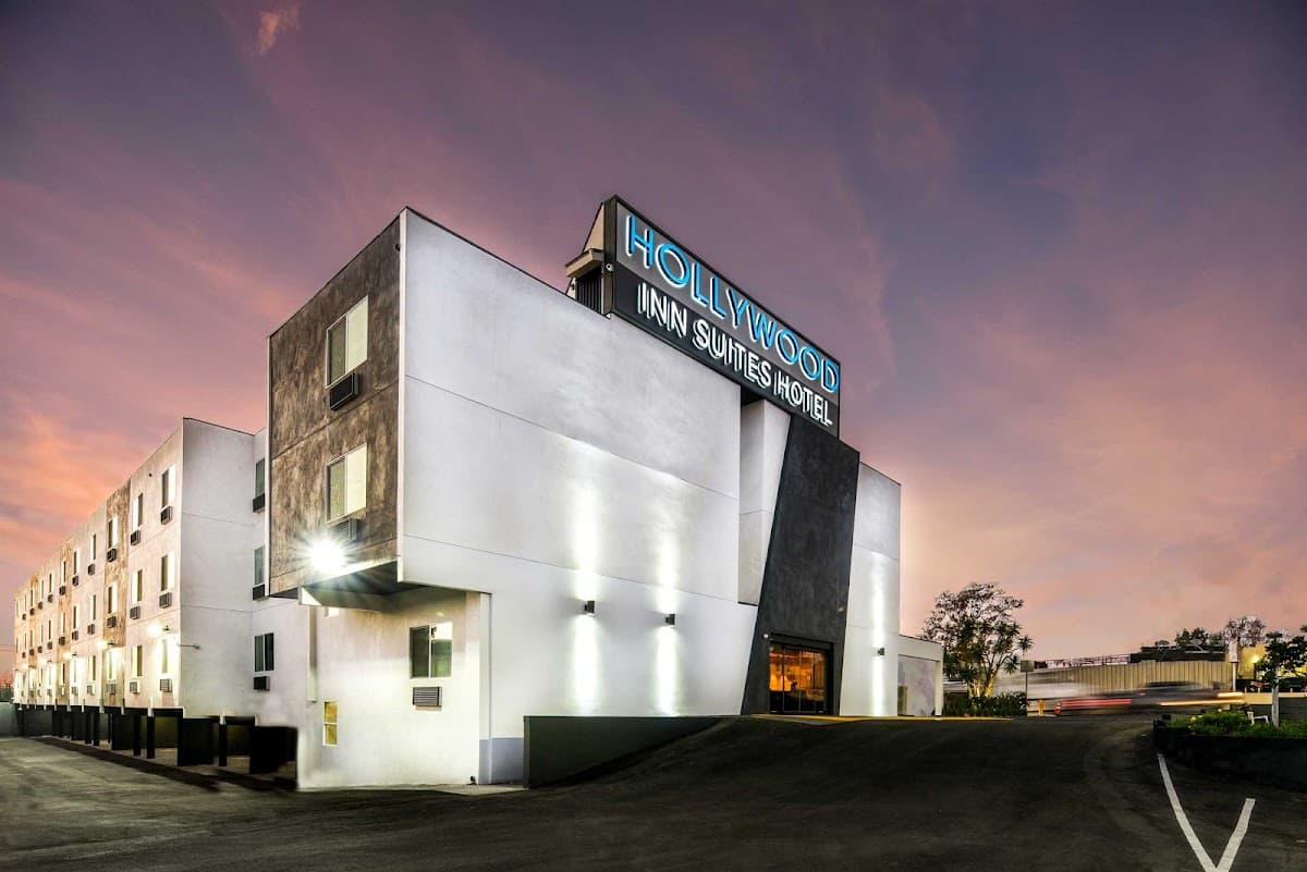 Hollywood Inn Suites Hotel, Hotel in West Athens