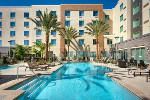 Courtyard by Marriott Los Angeles LAX/Hawthorne, Hotel in Hawthorne