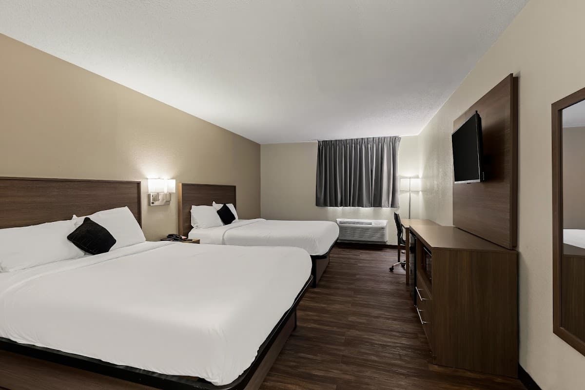 Red Lion Inn & Suites Caseyville, Hotel in Caseyville