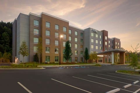 Fairfield by Marriott Inn & Suites Alpharetta Avalon Area, Hotel in Alpharetta