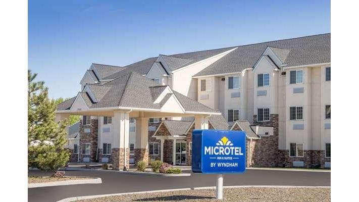 Microtel Inn & Suites by Wyndham Klamath Falls, Hotel in Altamont